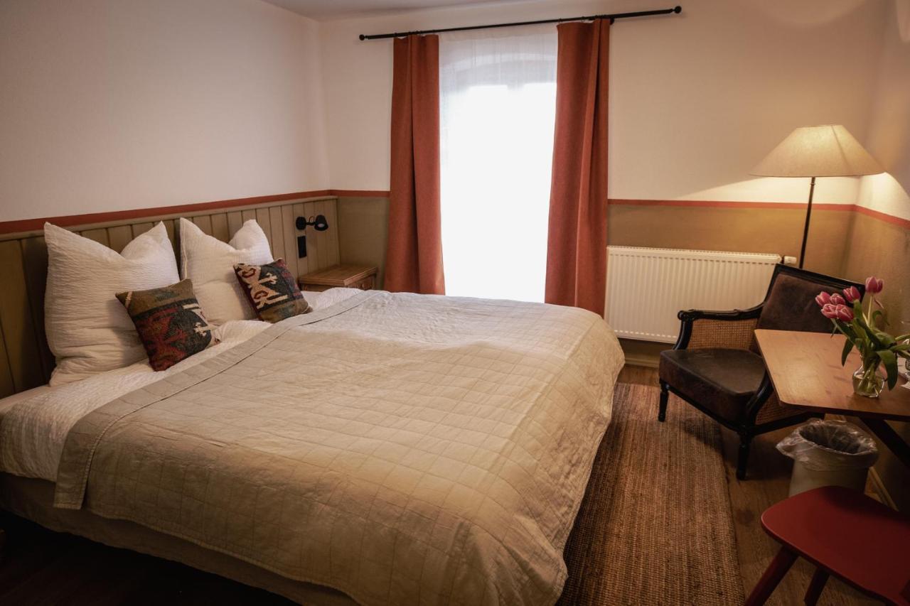 Kastanienhof Pfettrach Otel Altdorf  Dış mekan fotoğraf