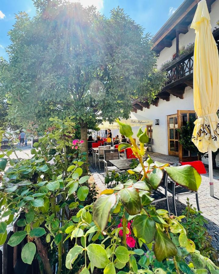 Kastanienhof Pfettrach Otel Altdorf  Dış mekan fotoğraf